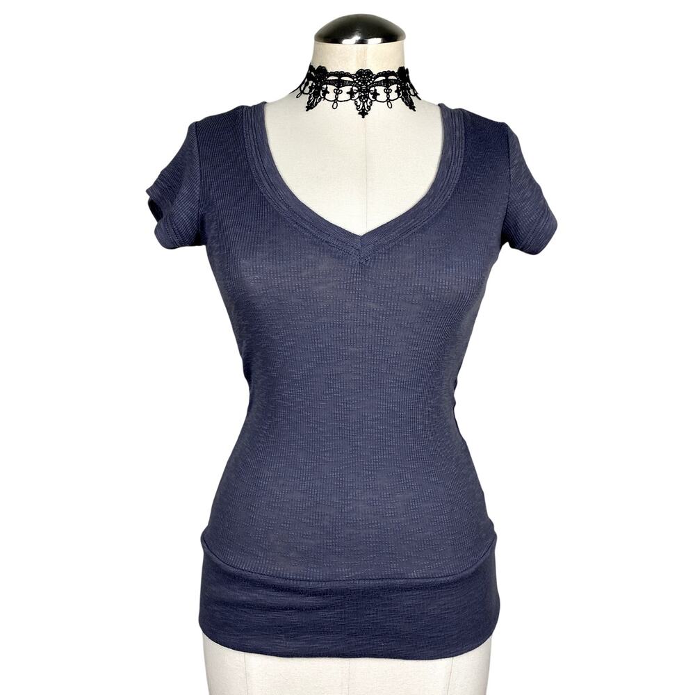 Vtg Y2K Derek Heart Gray Knit V-Neck Waistband Grunge Goth Alt Emo Baby Tee Sz M